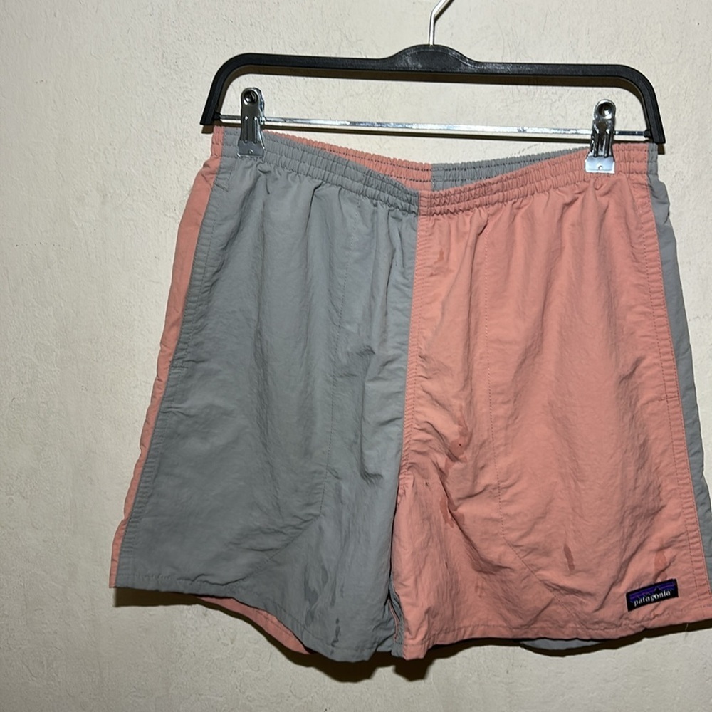 Patagonia Men's Baggies™ Shorts - 5" Harlequin: Sunfade Pink Size Medium - Picture 2 of 5